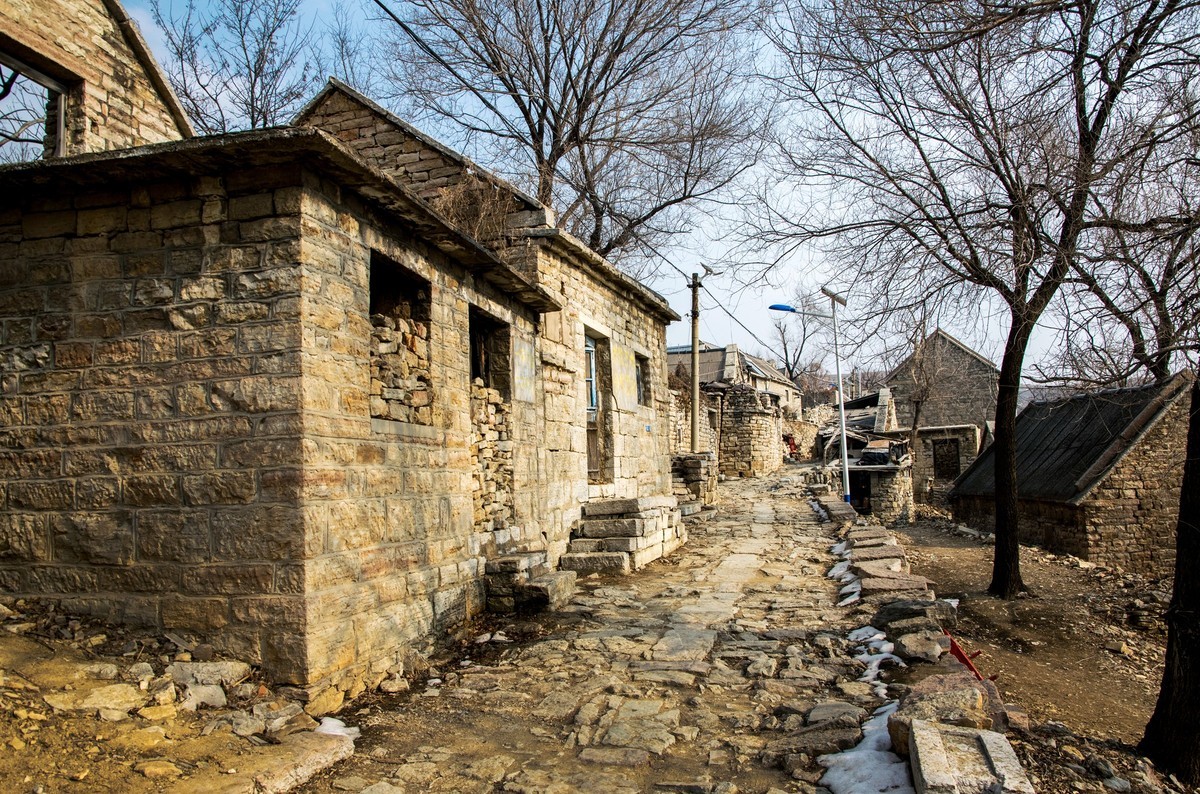 峭壁上的小山村（十）