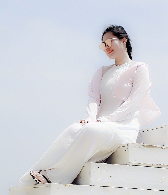 《不老松：纪实摄影》二游东戴河：海滨！环卫志願者！海滨丽人留影！