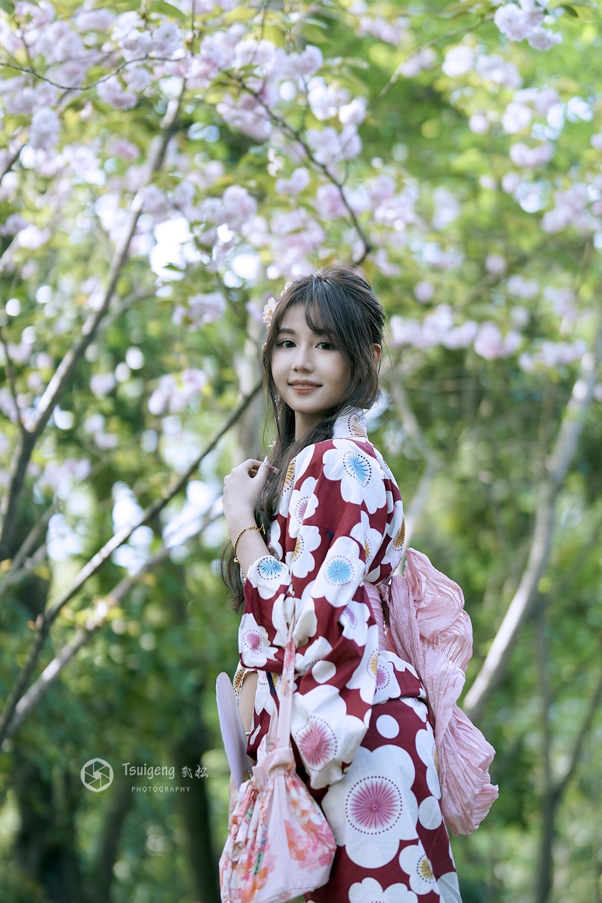 故乡的樱花开了