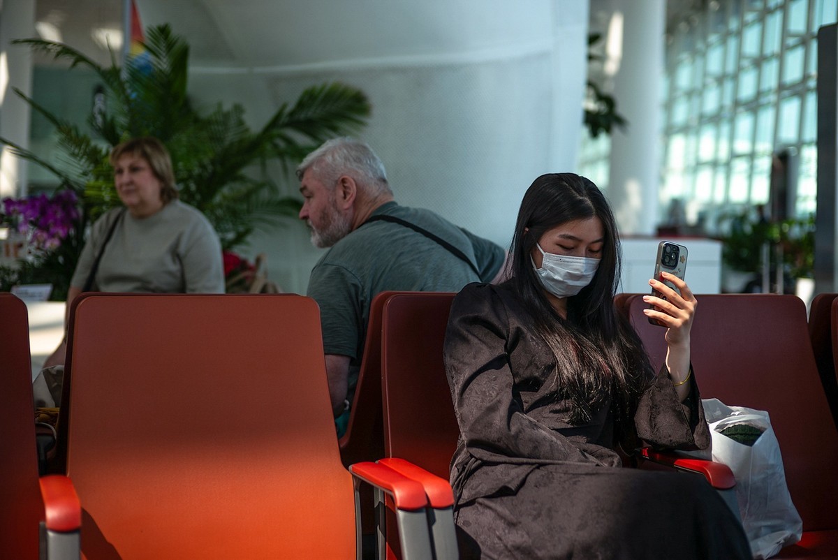 拜访好友江潍版主 -Lecia Q2（候机楼随拍）