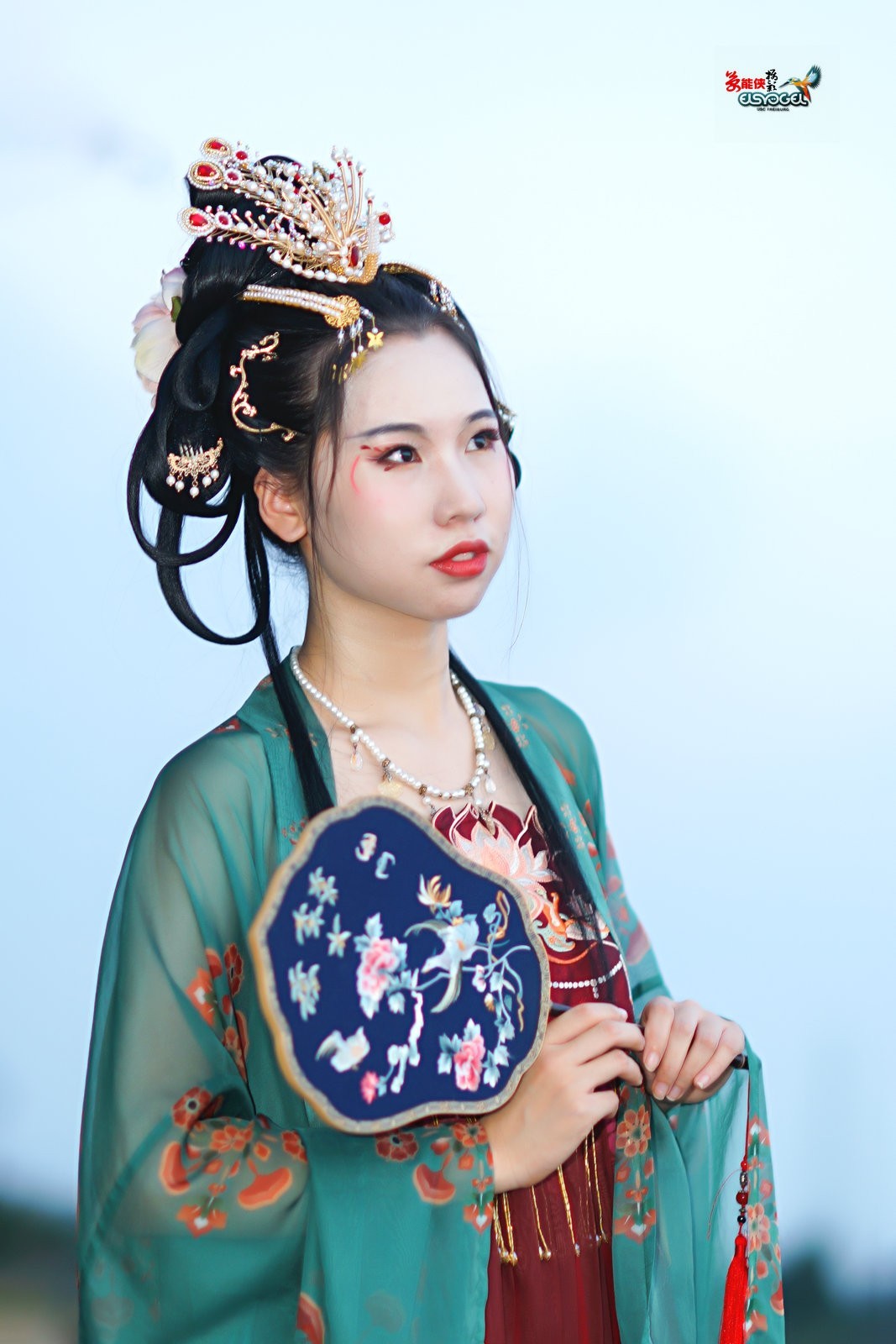 【晚秋古装美女】---小雅