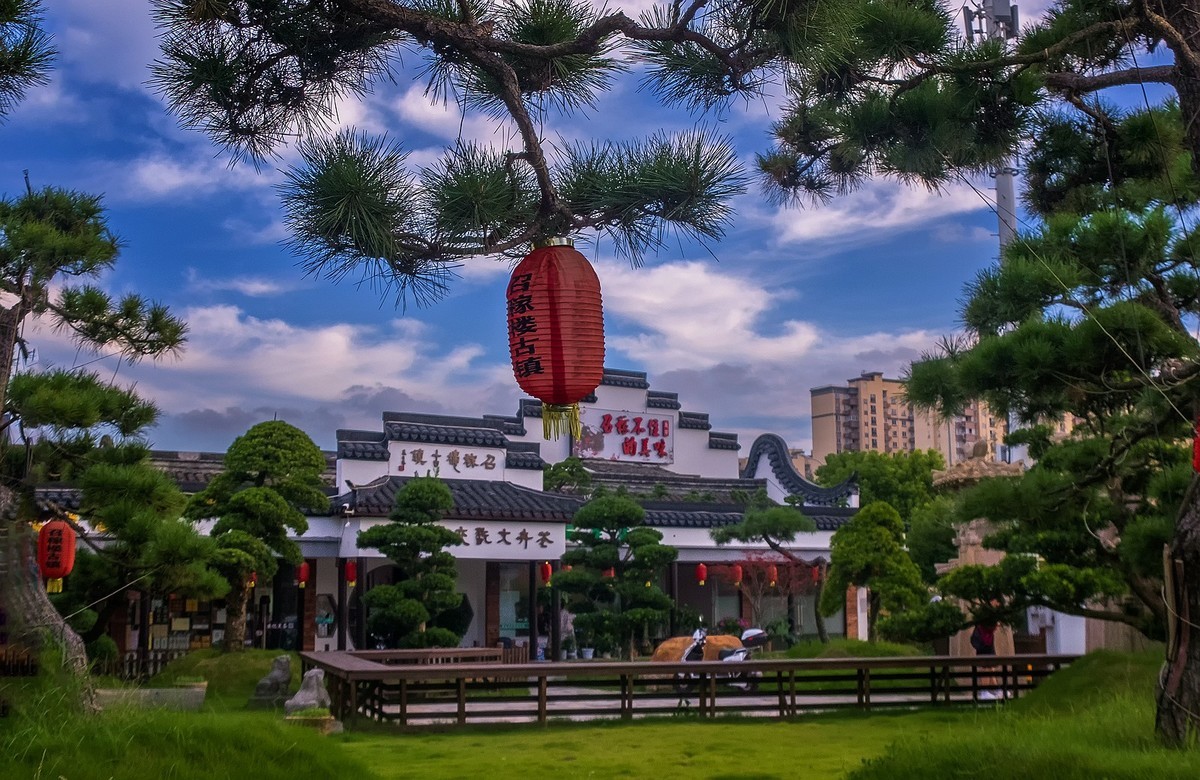 古镇文玩交易市场