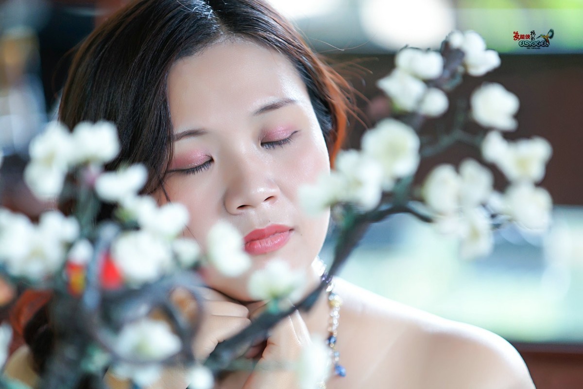 【余荫山房美女】---星星