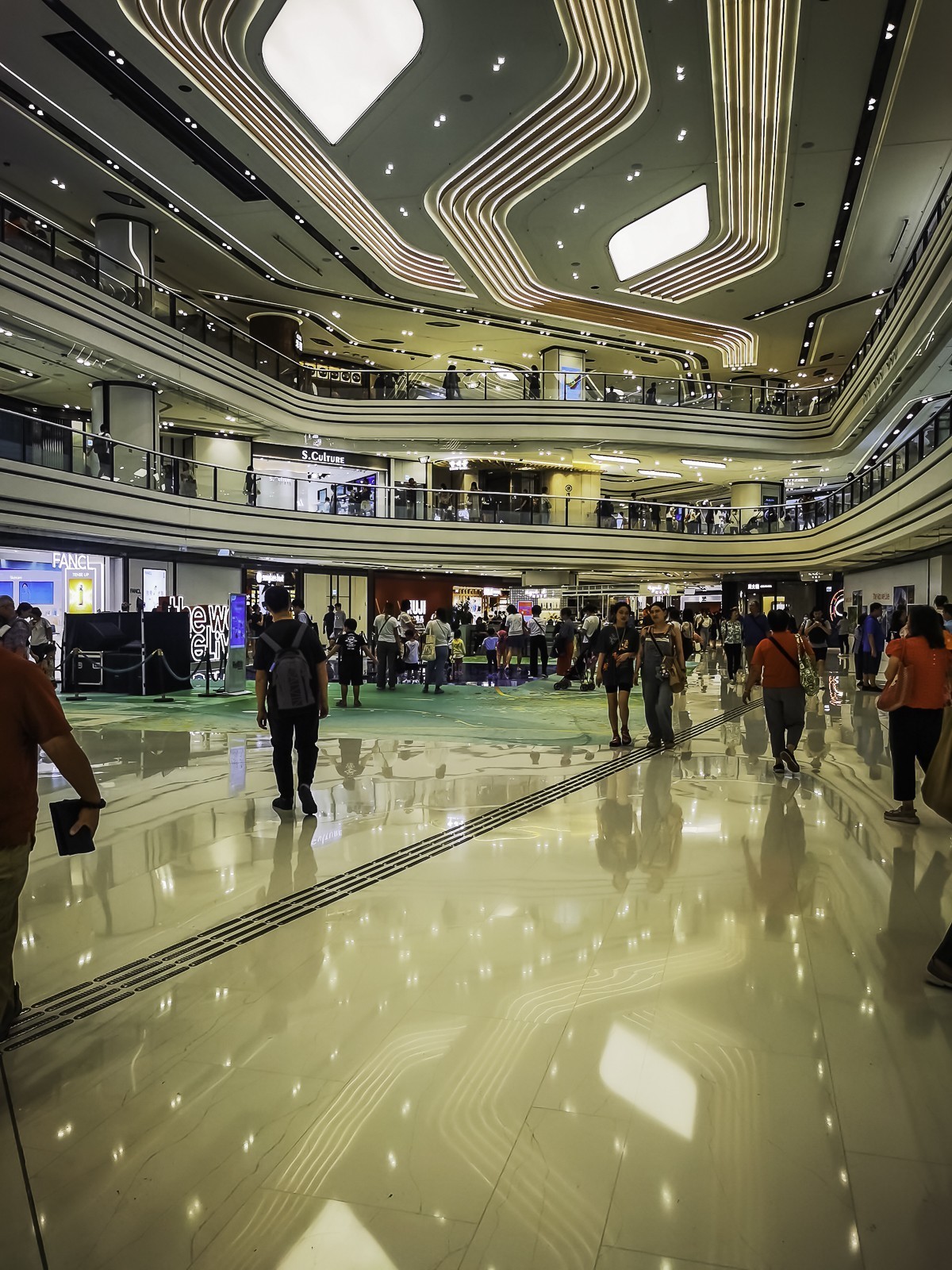 香港大围围方商场（新开业）