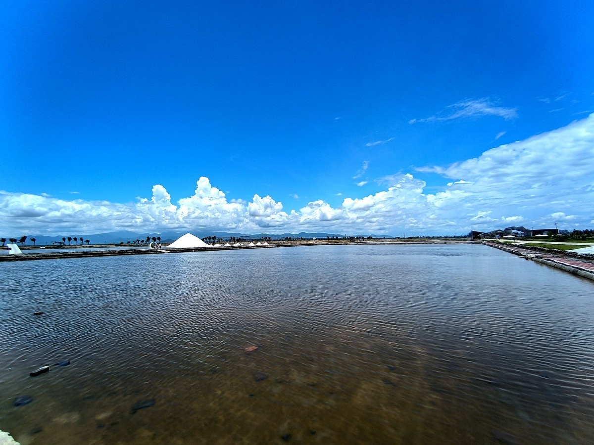 2024夏 海南环岛行（127）莺歌海天空之镜