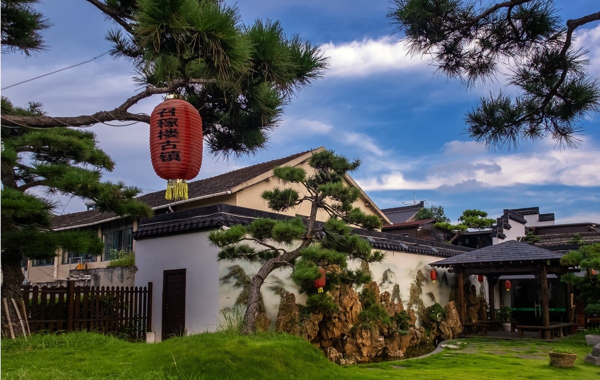 古镇文玩交易市场