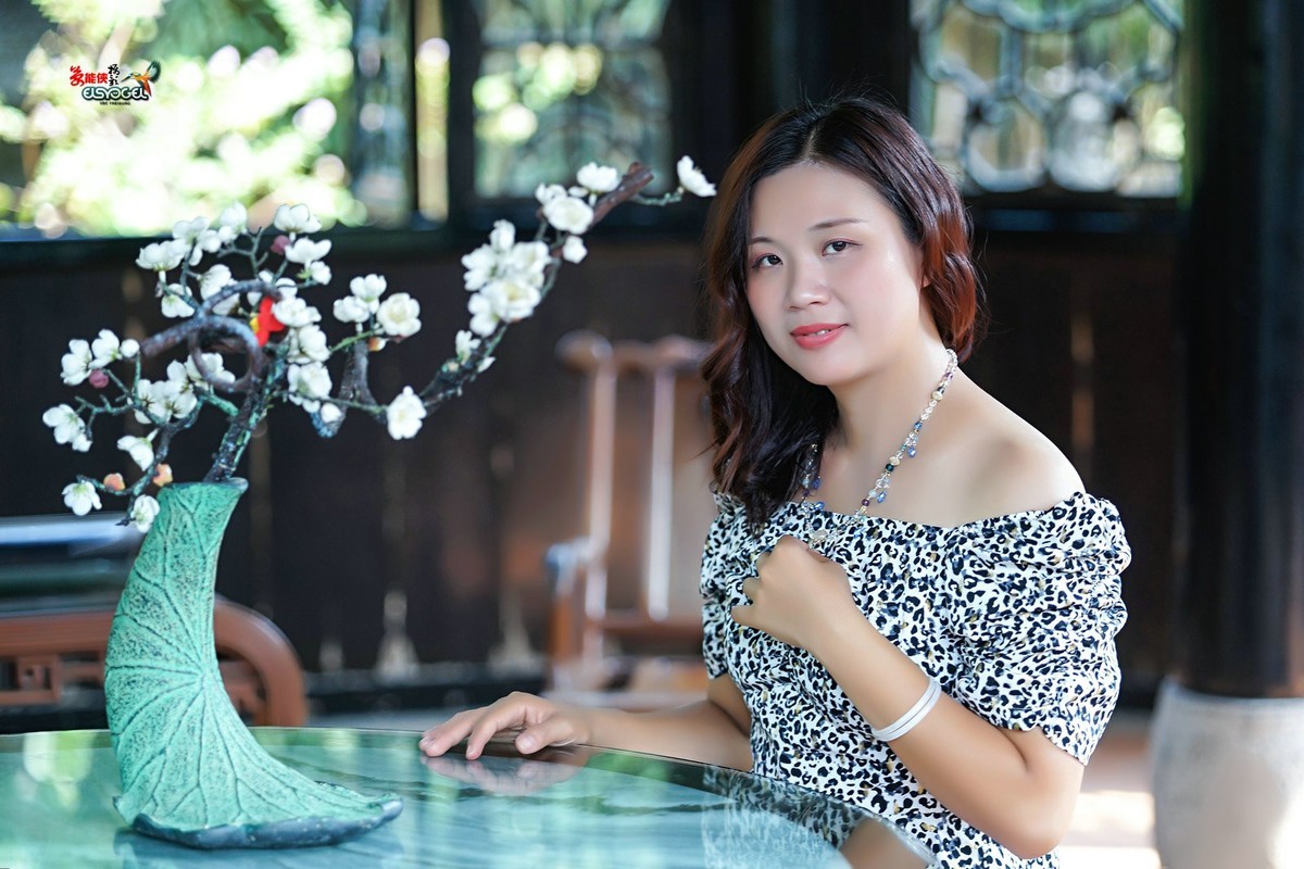 【余荫山房美女】---星星