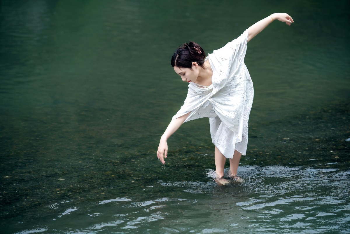 山美水美人更美（3)