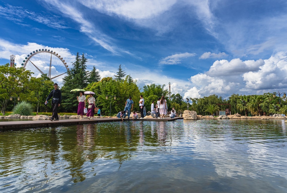 滇池岸边好风光