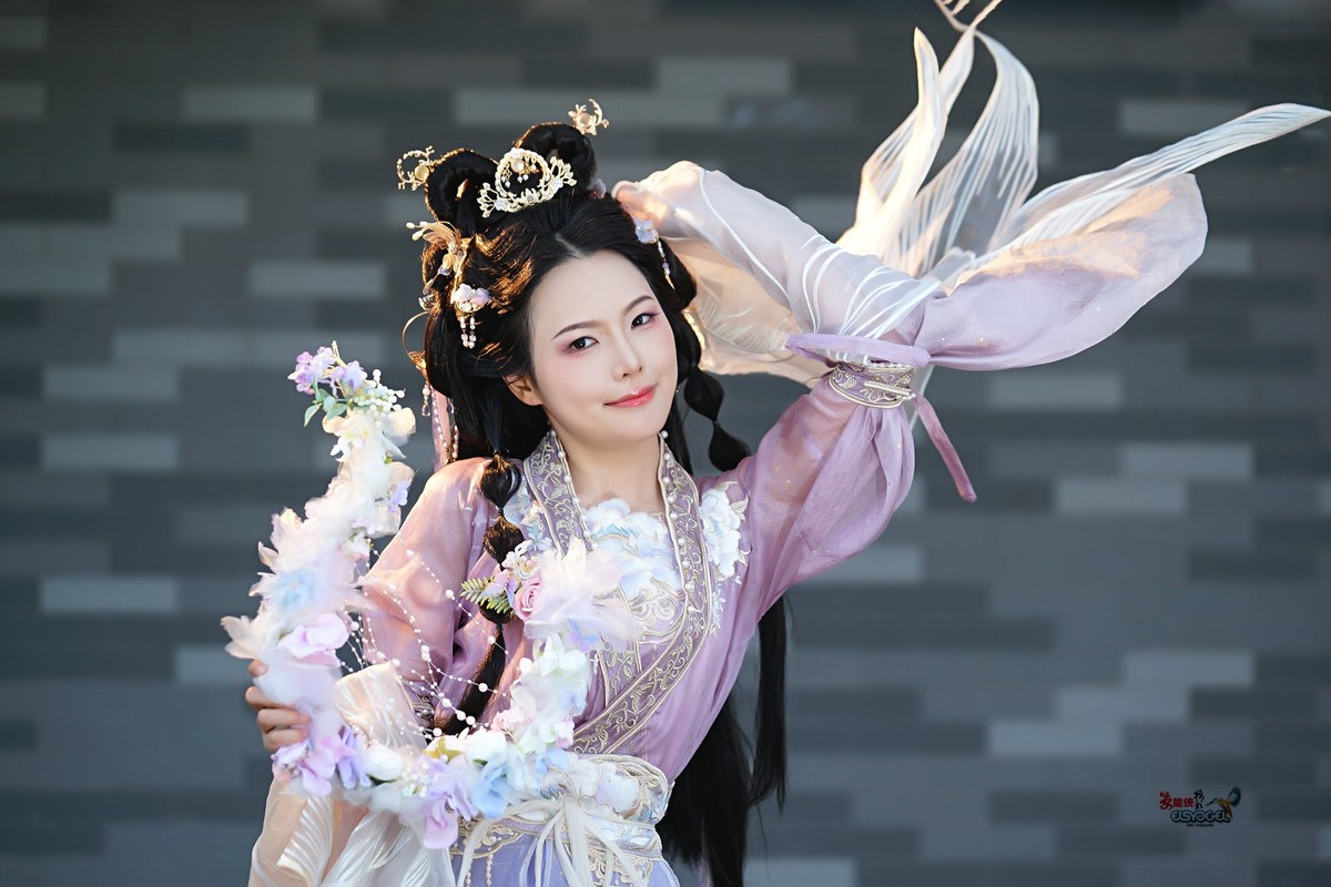 【紫色精灵】---冰冰