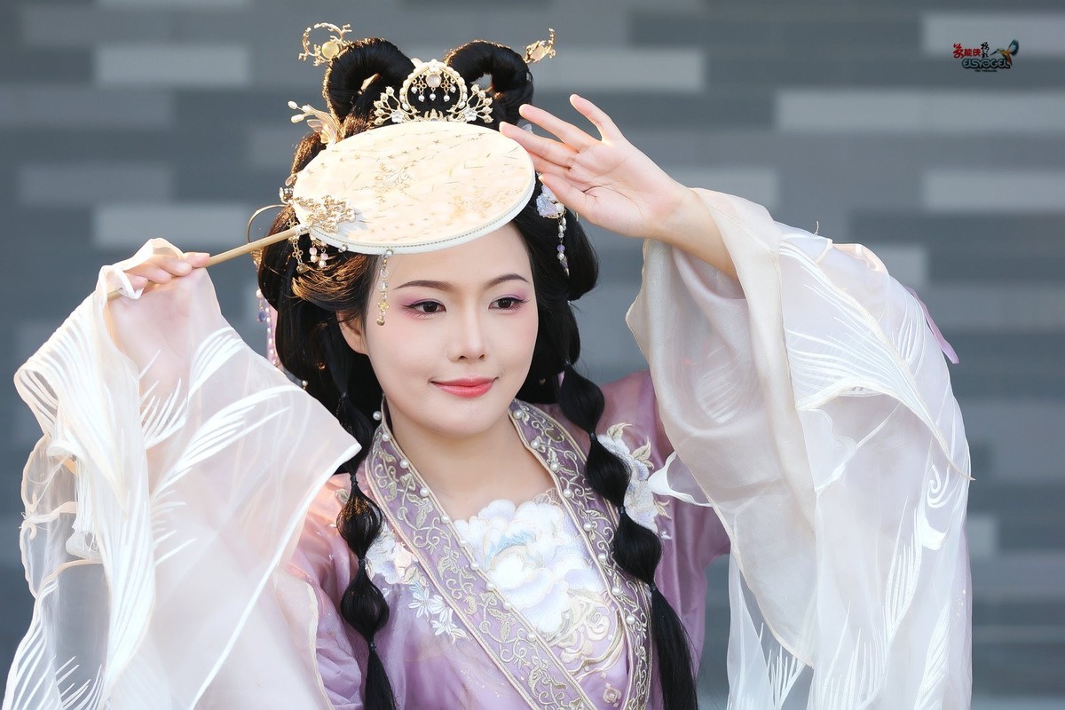 【紫色精灵】---冰冰