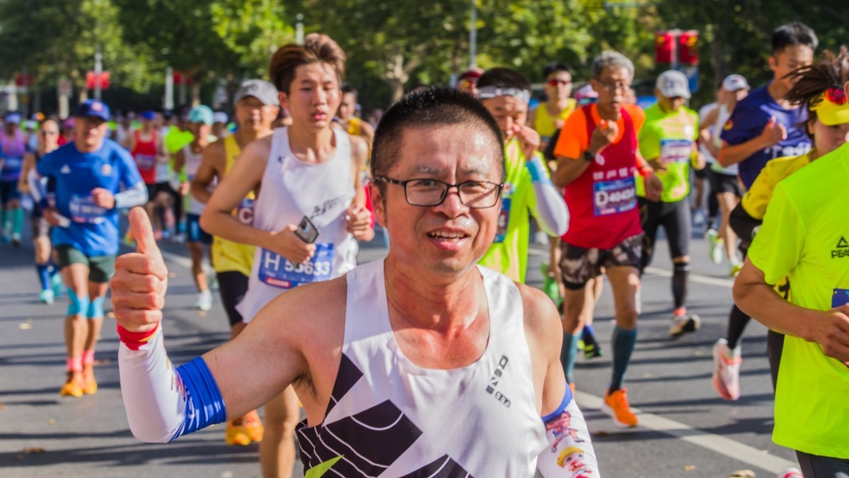 “大连新闻传媒集团”杯第33届大连马拉松赛之五