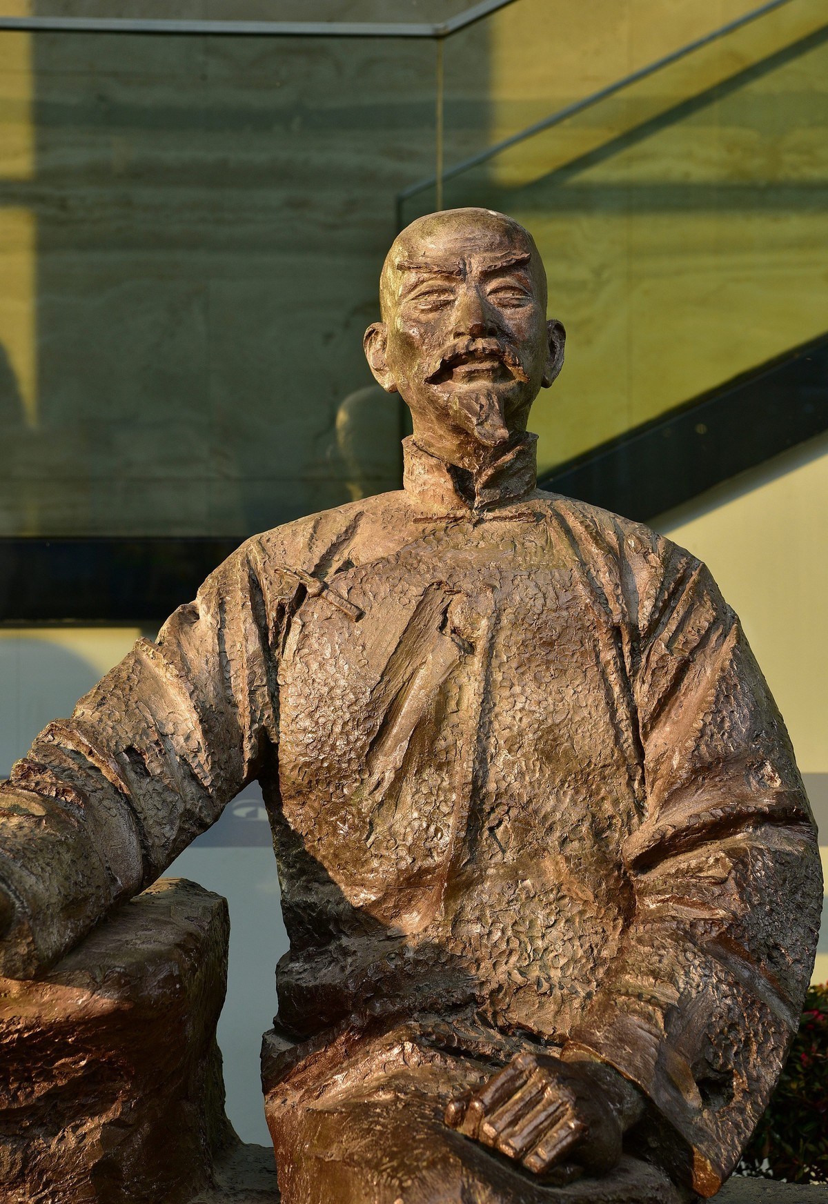 6长沙首届雕塑艺术展室外名人雕像实拍1