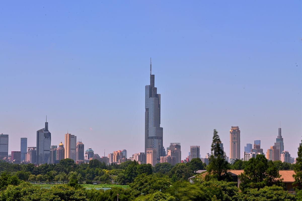 绕着圈圈拍紫峰