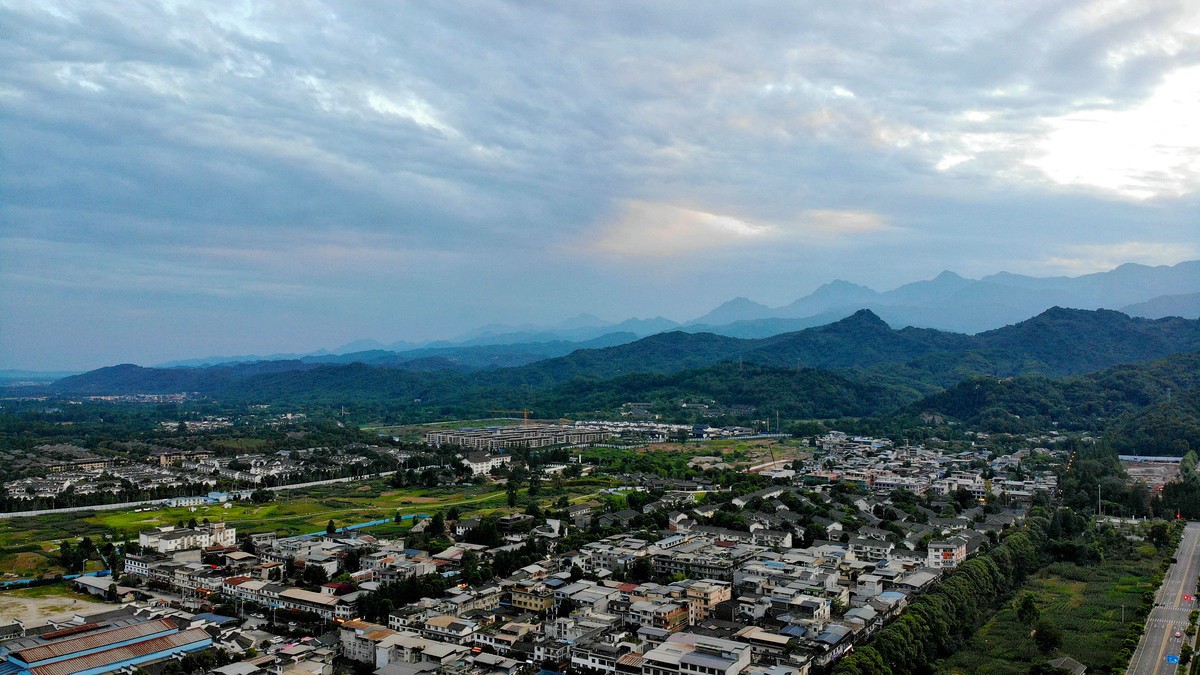 青城山晚霞壮观