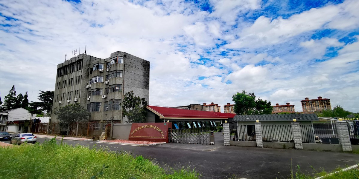万里晴空无限好