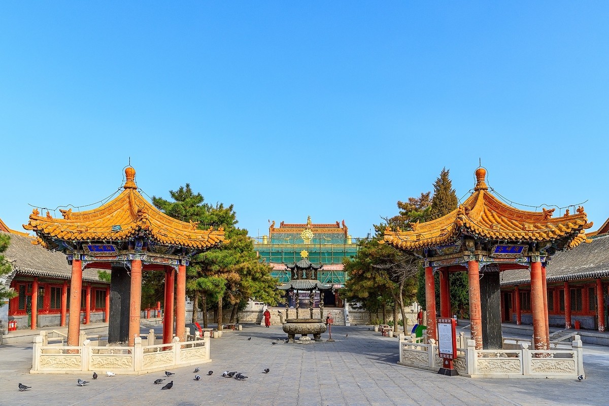 旅游记录：内蒙古 · 呼和浩特 · 席力图召（延寿寺）