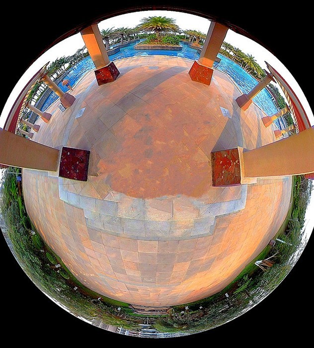 《不老松：纪实摄影》720度全景片：前六片向外放射、后三片向内放射(魚眼模式)海南临