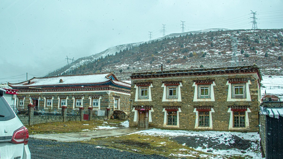 秋行川西高原--风雪折多山【6】