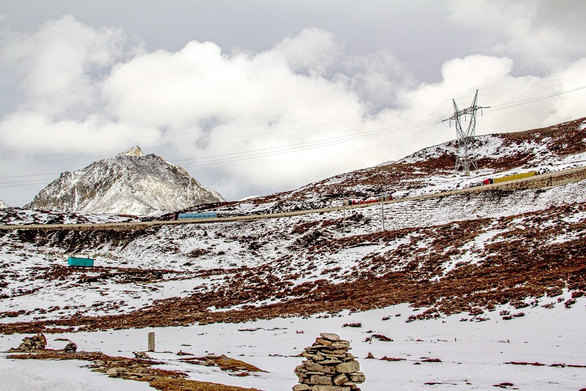 秋行川西高原--风雪折多山【6】