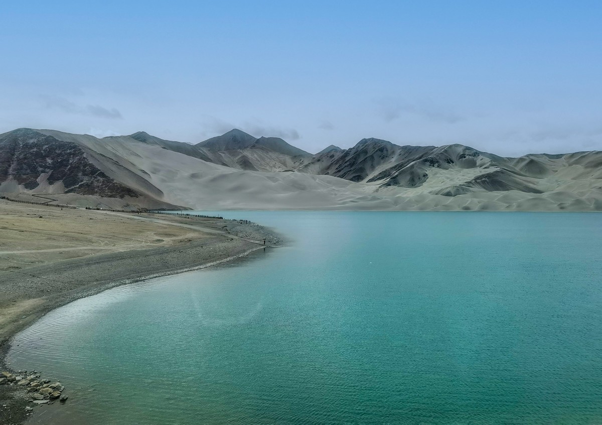 新疆旅拍七布伦口白沙湖