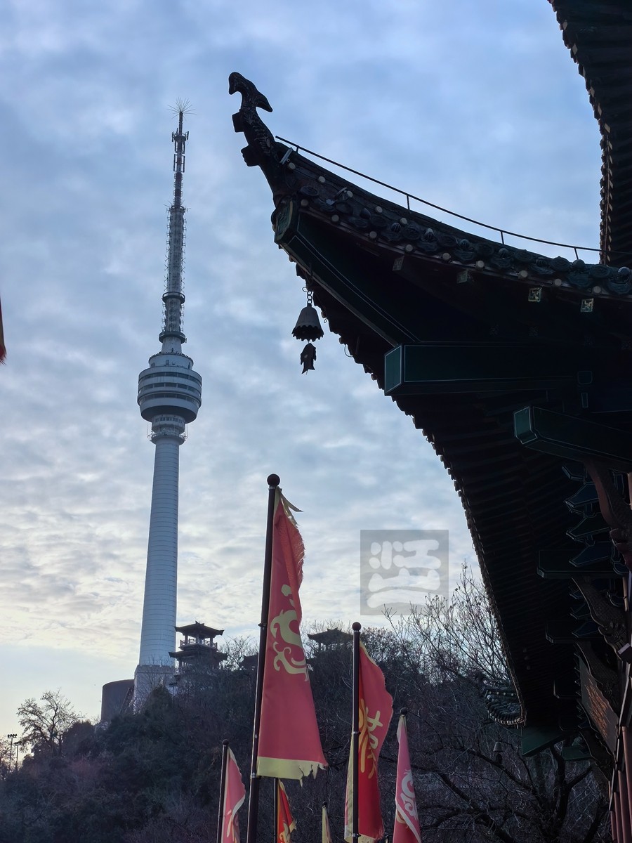 铁门关——武汉随笔