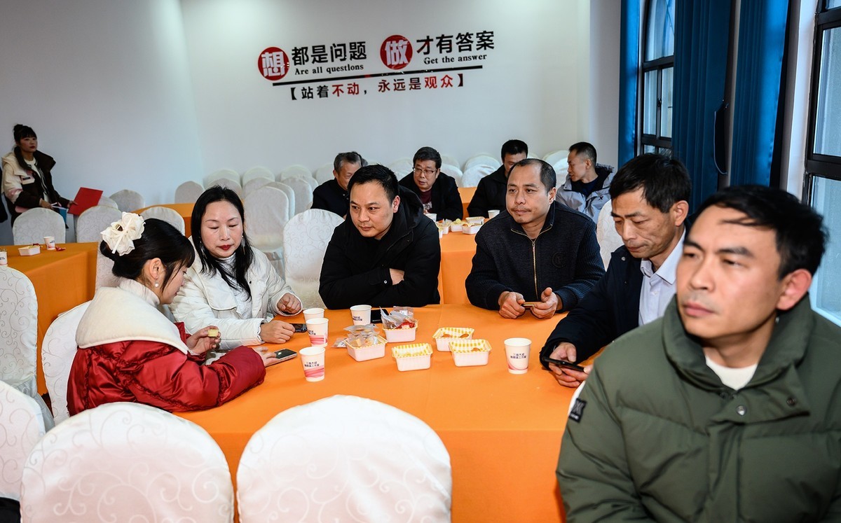 24-70f2.8+闪光灯拍活动