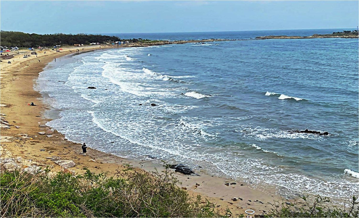 黄岛鱼鸣嘴到石雀滩海滨
