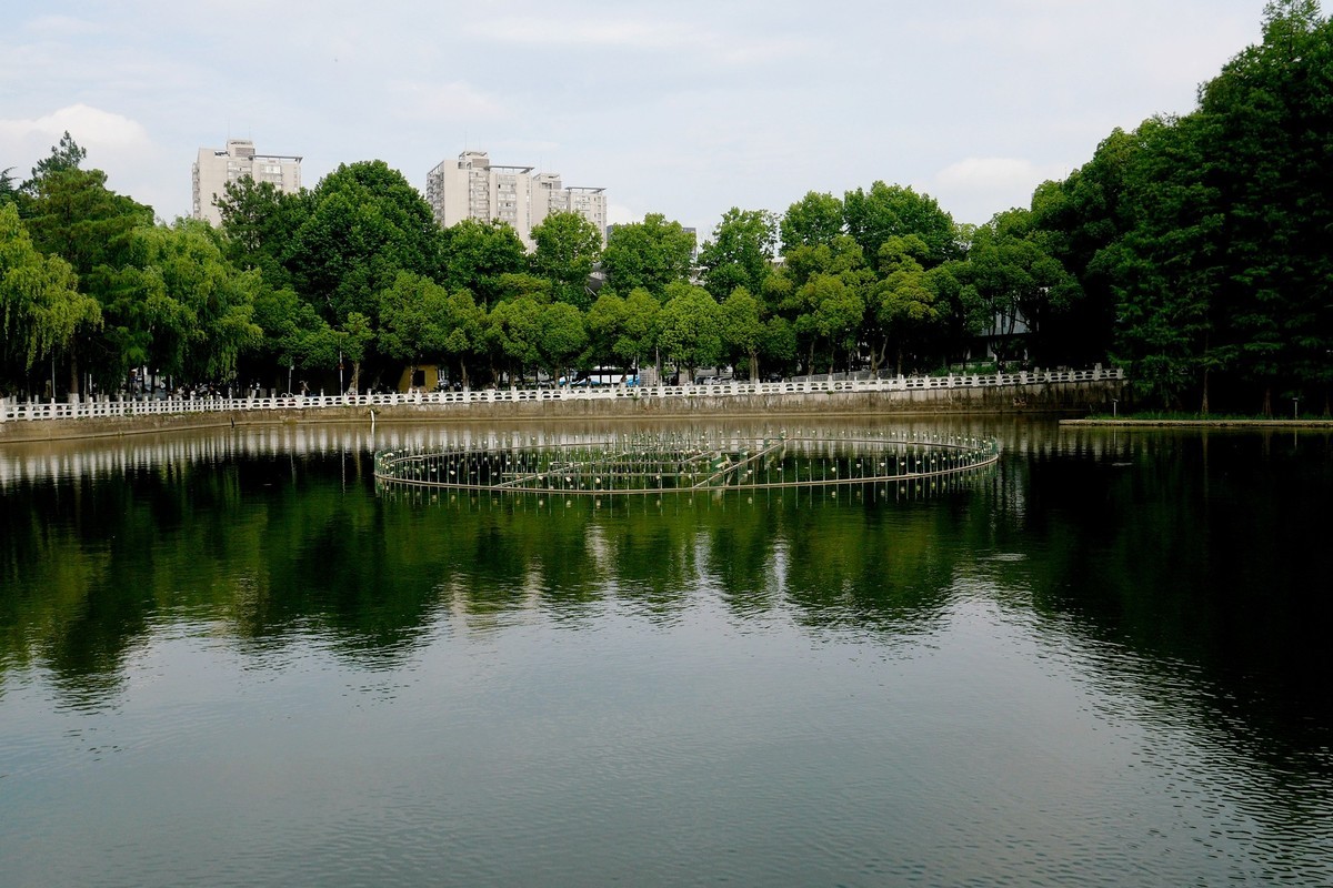 武汉映像----中南民族大学掠影！