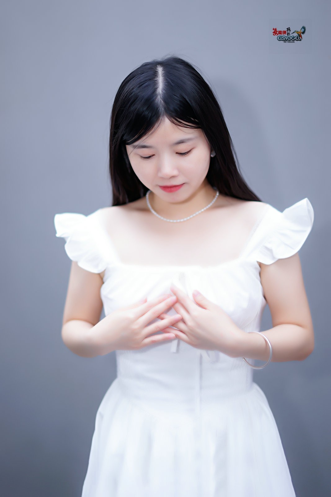 【夏日白裙子少女】---双子