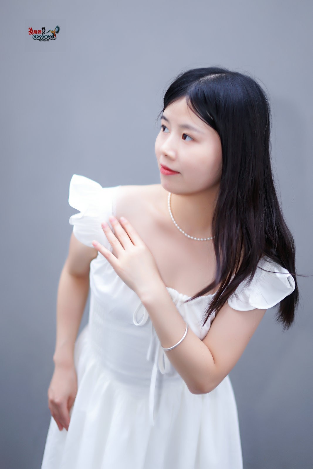 【夏日白裙子少女】---双子