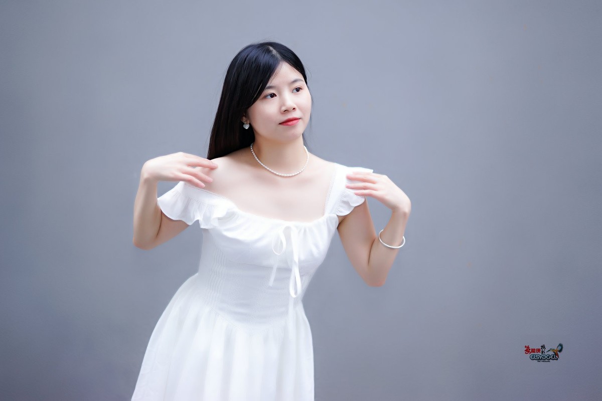 【夏日白裙子少女】---双子