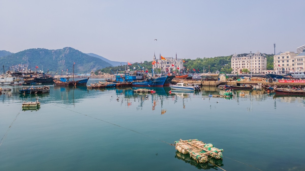 休 渔 期 的 渔 人 码 头 （ 四 ）