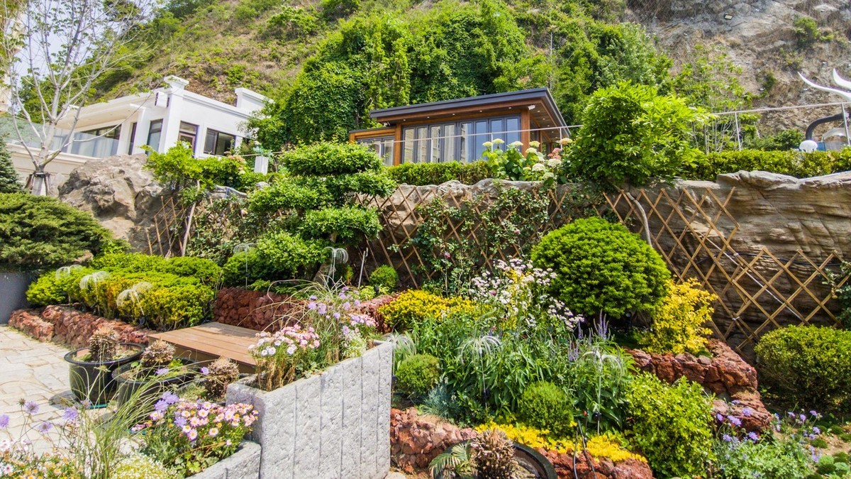 休 渔 期 的 渔 人 码 头 （ 四 ）