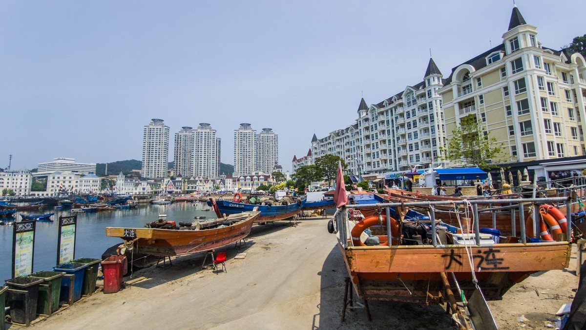 休 渔 期 的 渔 人 码 头 （ 四 ）