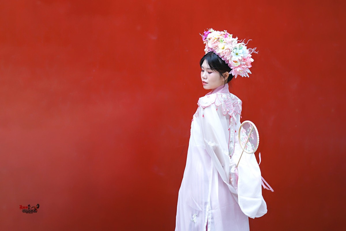 【九月泉州簪花女】 ---小桃