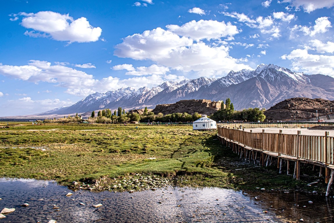 帕米尔高原【15】--金草滩湿地--祝老朋友们国庆节快乐