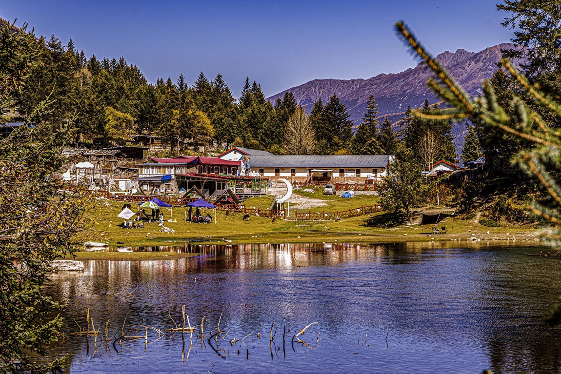 行走在318国道--初探月亮湖【10】