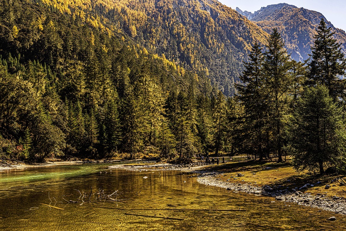 行走在318国道--初探月亮湖【10】