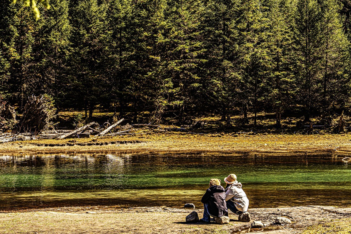 行走在318国道--初探月亮湖【10】