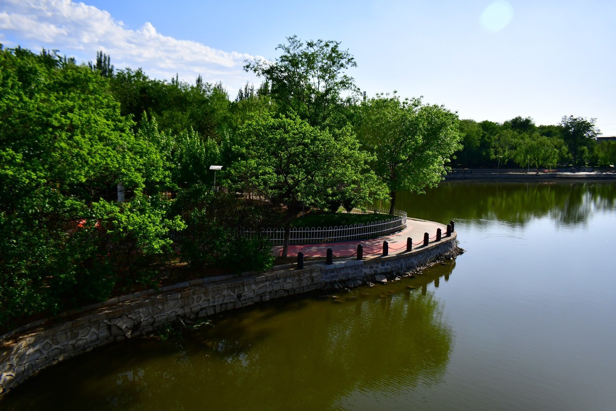 美丽的镜湖公园