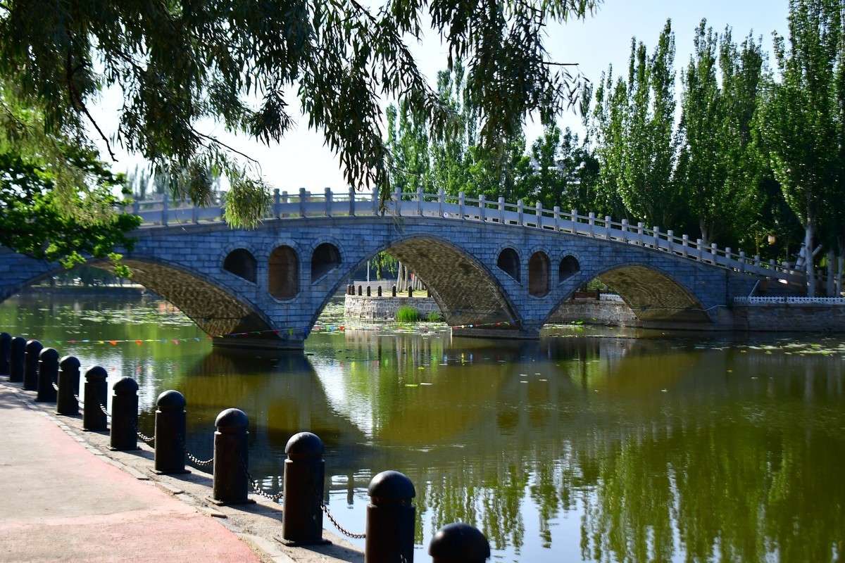 美丽的镜湖公园