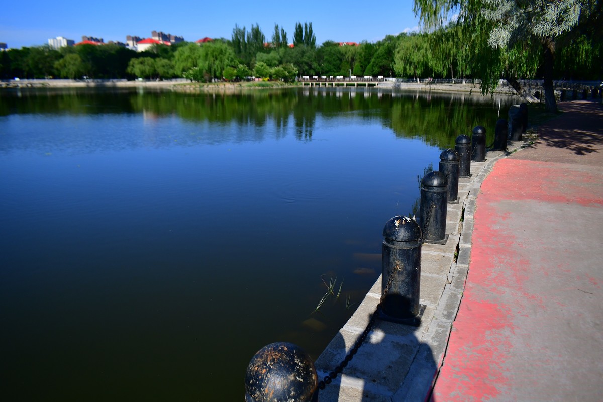 美丽的镜湖公园