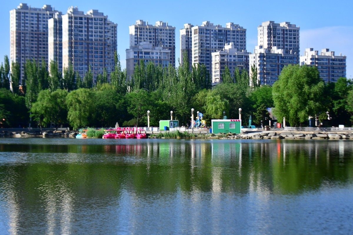 美丽的镜湖公园