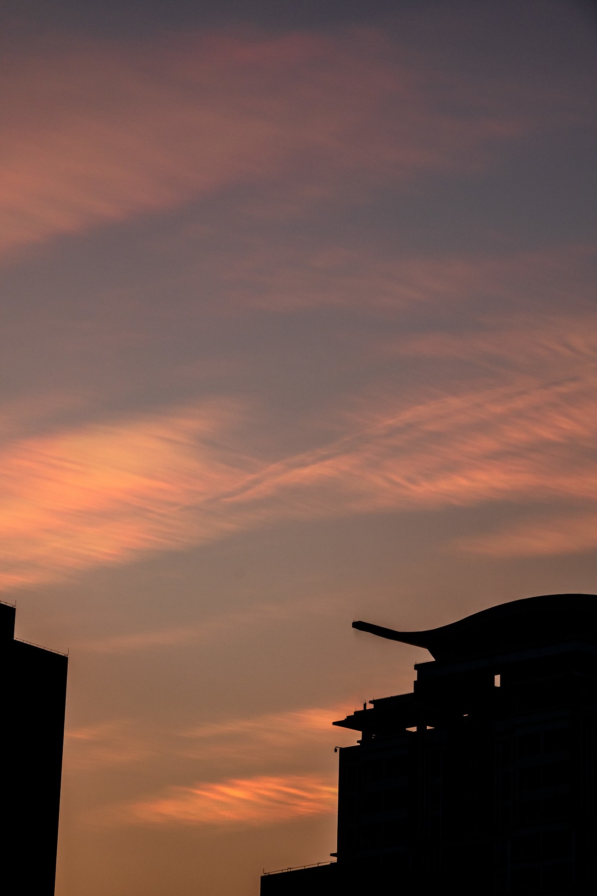 高考前一天七彩祥云