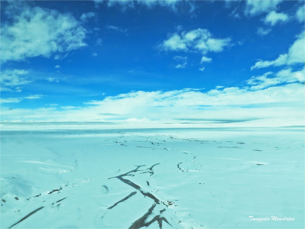 唐古拉山雪茫茫