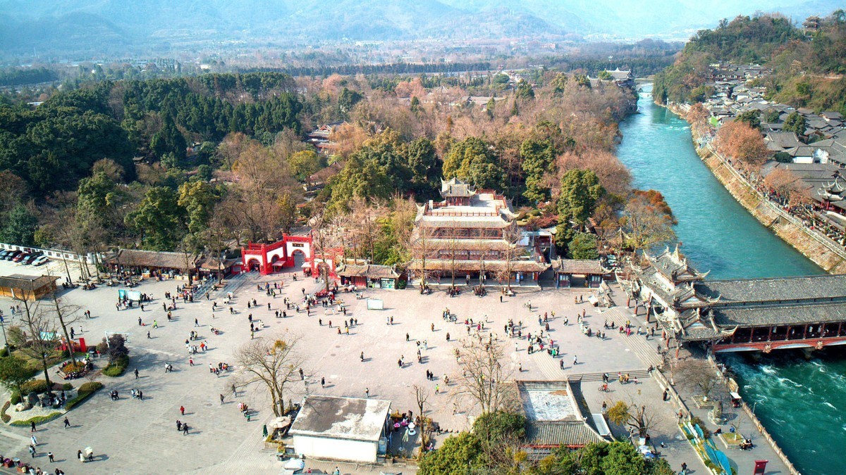 【航拍】俯瞰都江堰岷江水流哗啦啦