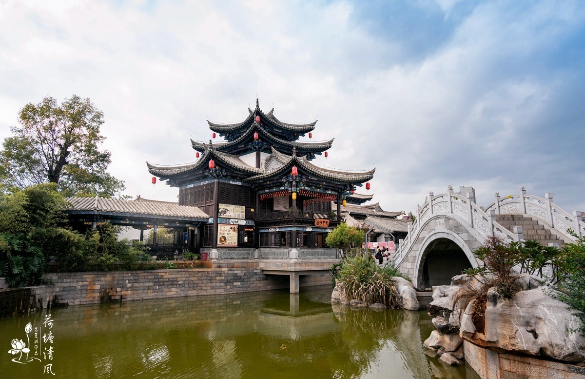 云南建水县，朱家花园。