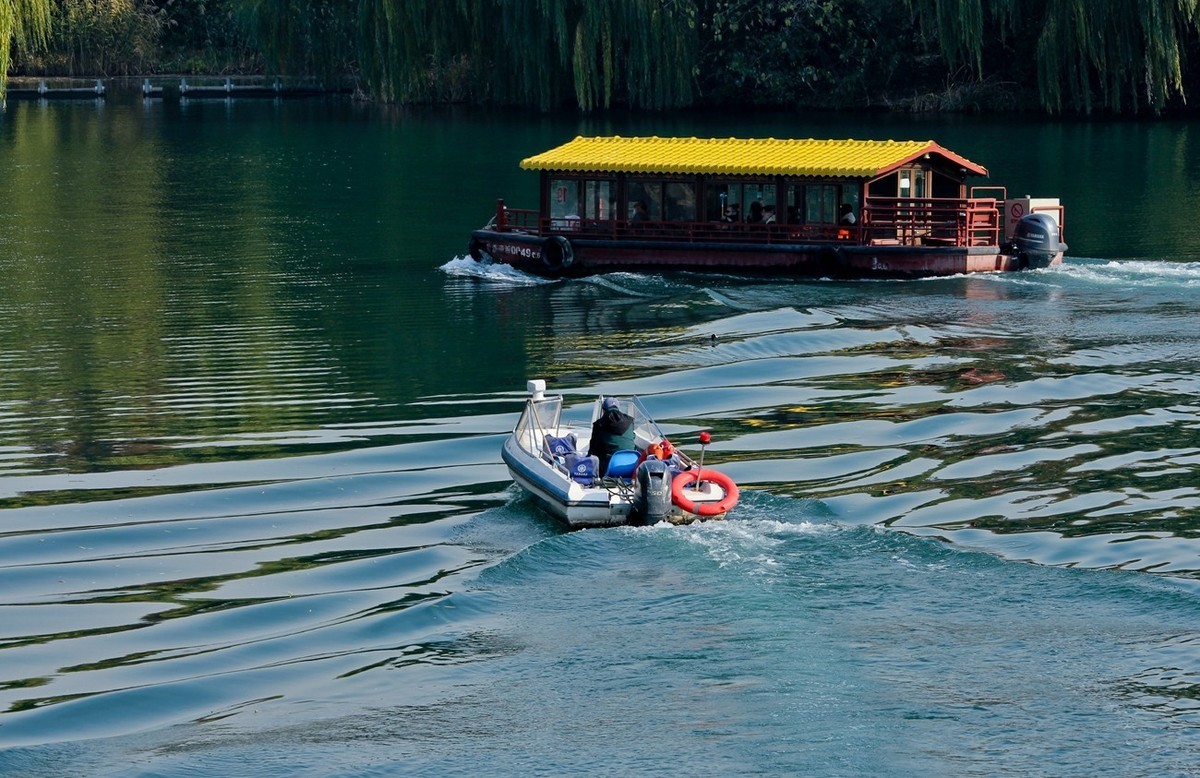 初冬——明湖杂拍