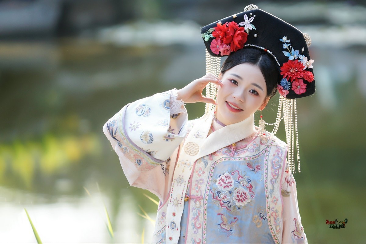 【清汉格格游玩记】---佳佳